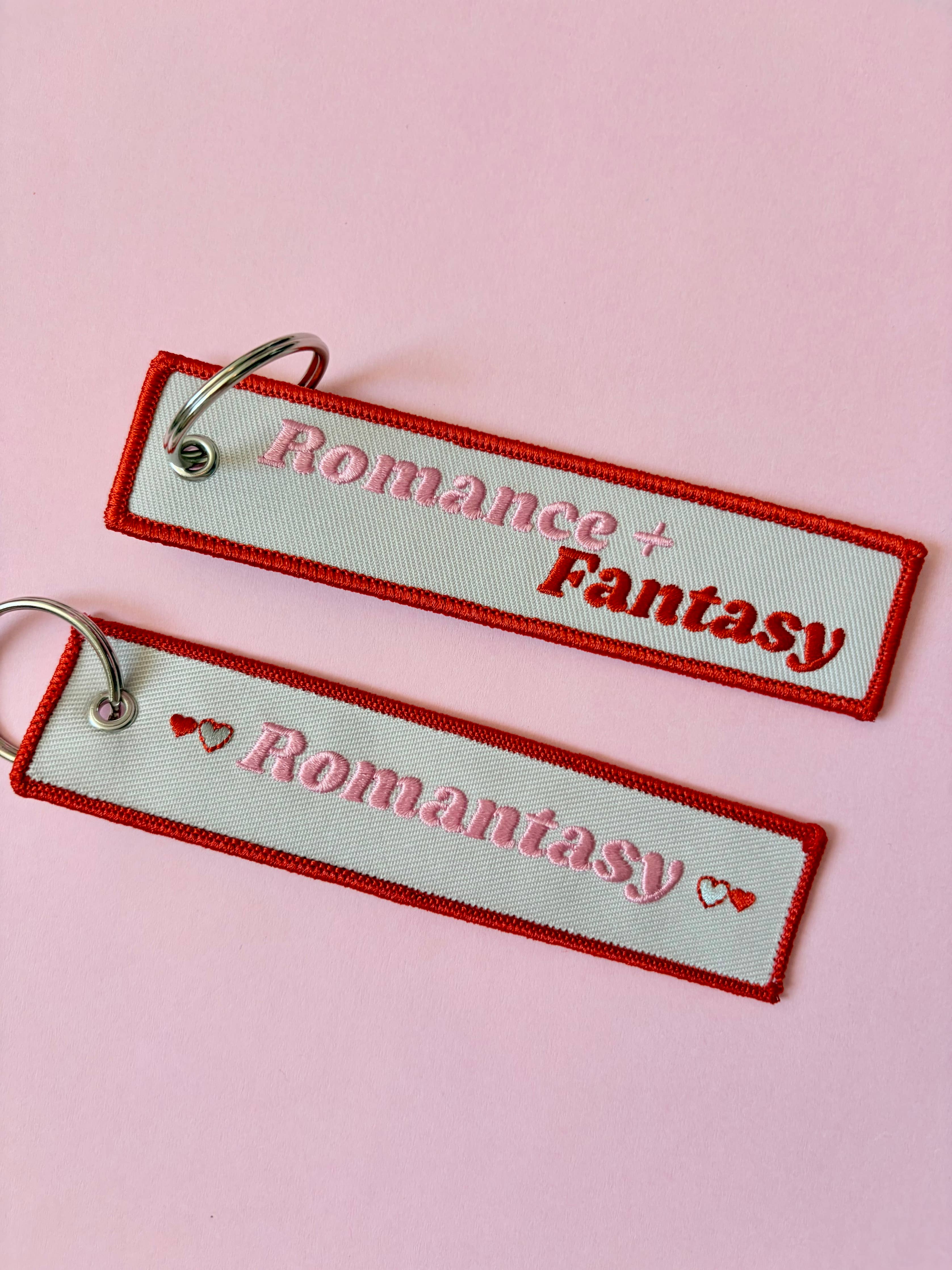 Romantasy 📖 Fabric Keychain / Pull Tag
